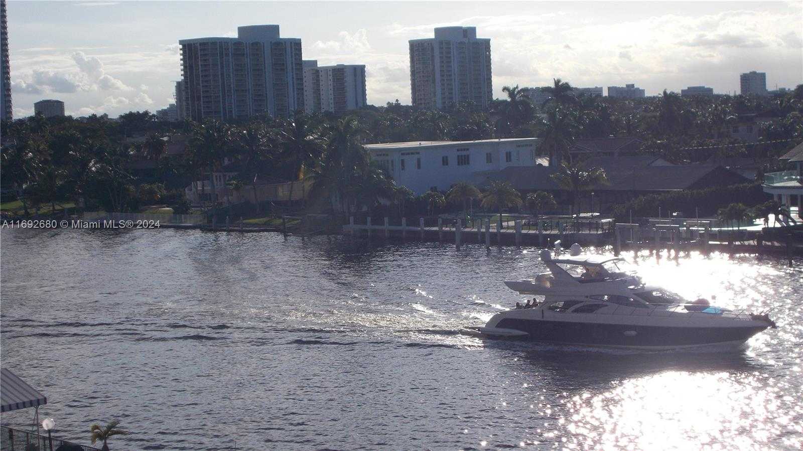 Small Image of 2017 SOUTH OCEAN DR #508, Hallandale Beach Number 6