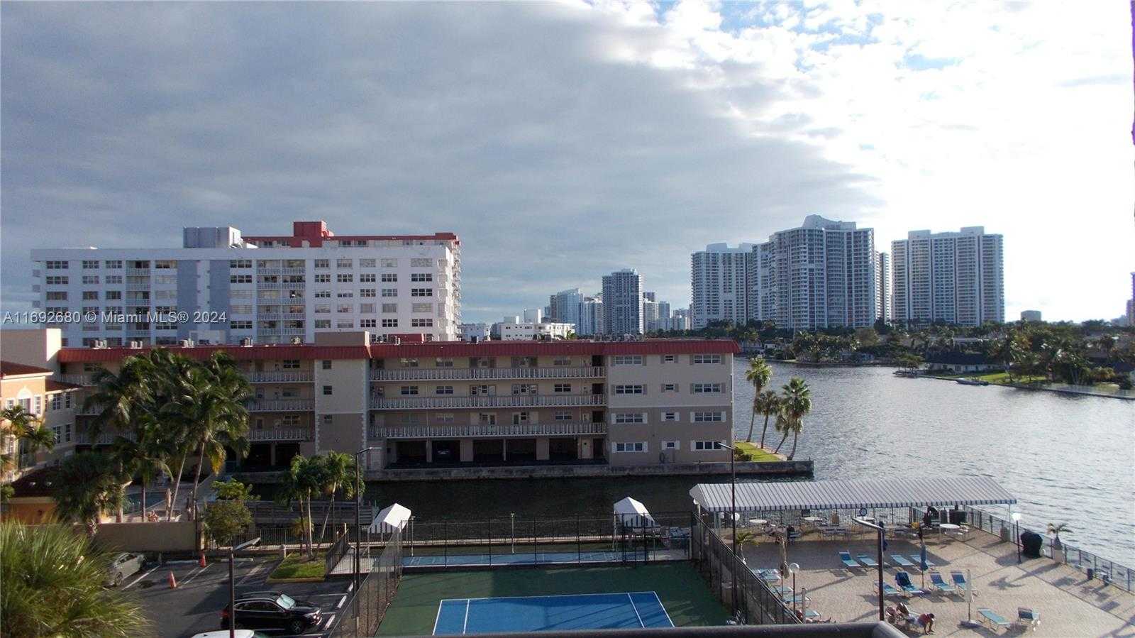 Small Image of 2017 SOUTH OCEAN DR #508, Hallandale Beach Number 7