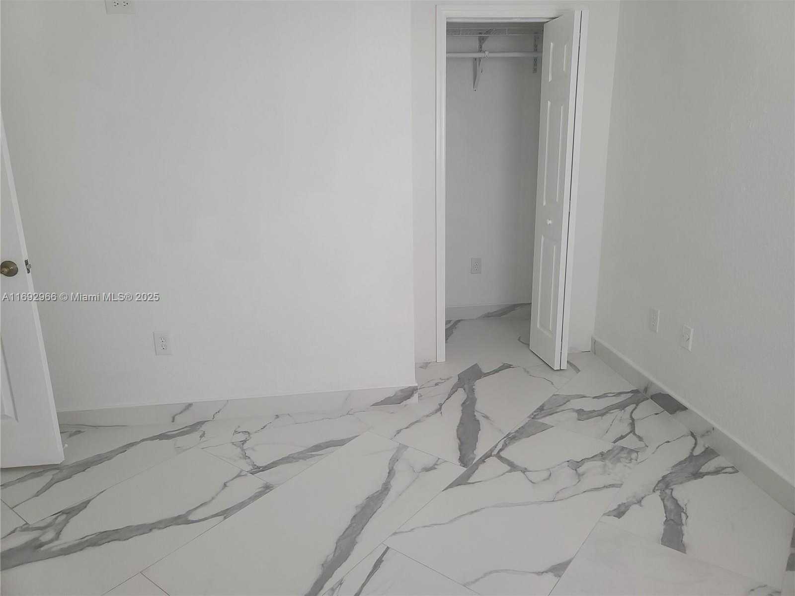 Small Image of 300 EAST 4 ST #103, Hialeah Number 7