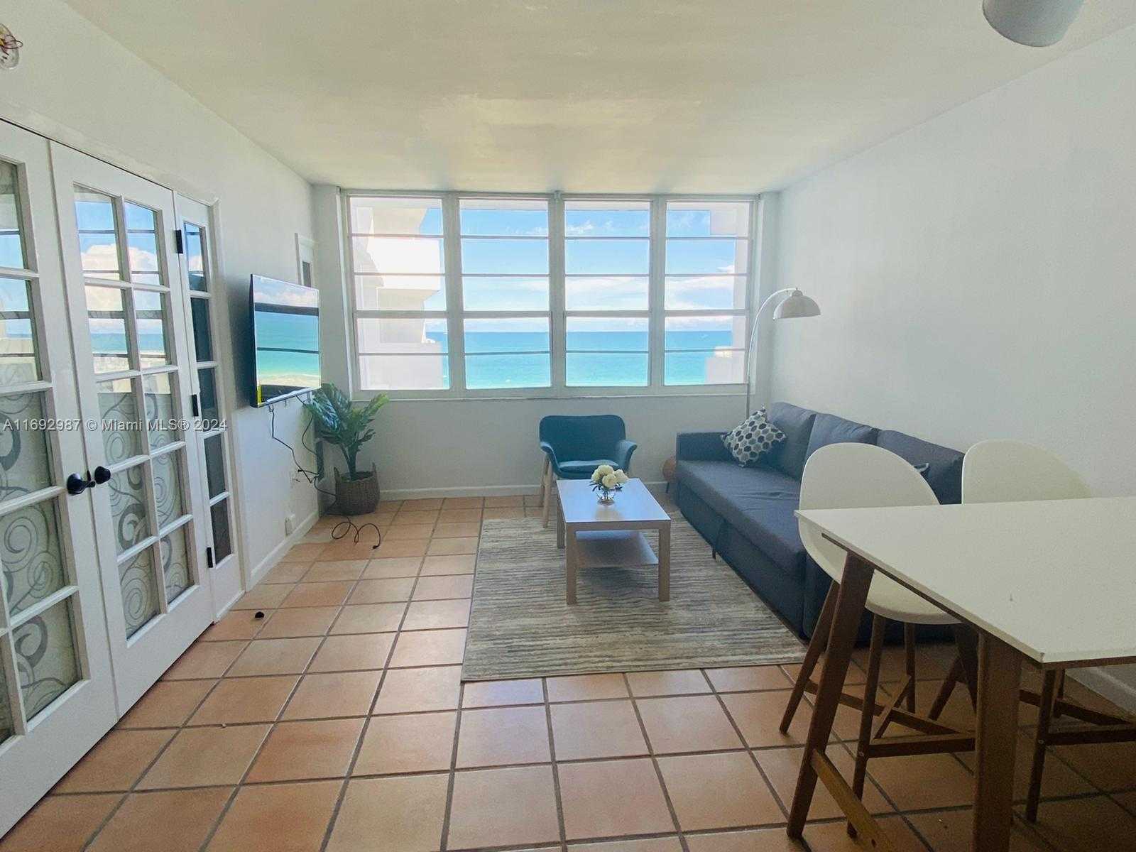 Small Image of 100 #1115, Miami Beach Number 5