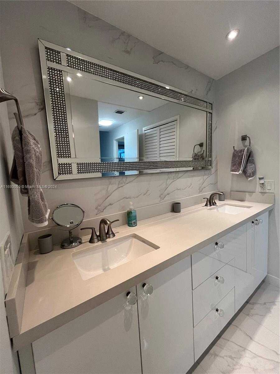Small Image of 3505 SOUTH OCEAN DR #1510, Hollywood Number 16