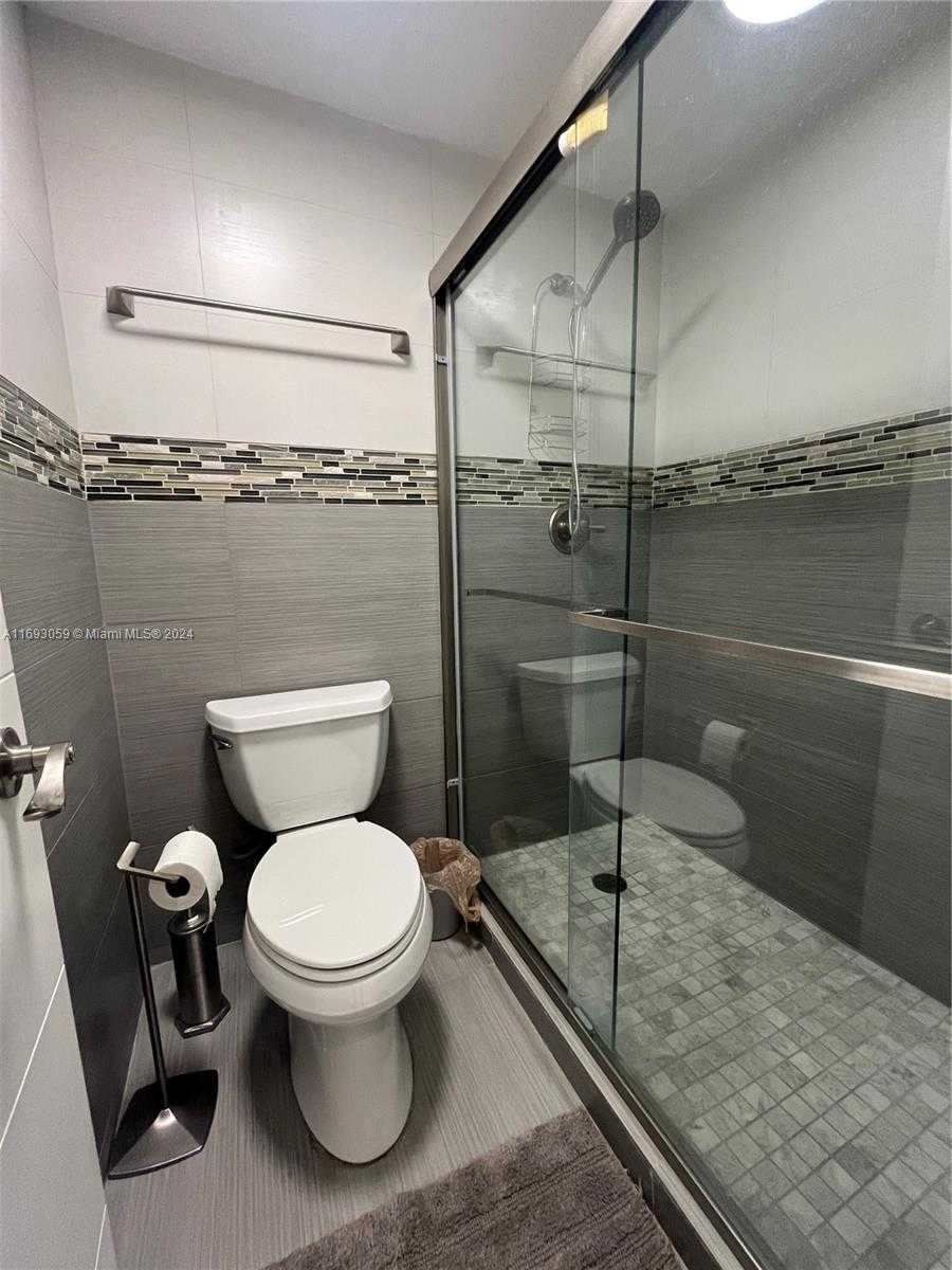 Small Image of 3505 SOUTH OCEAN DR #1510, Hollywood Number 17