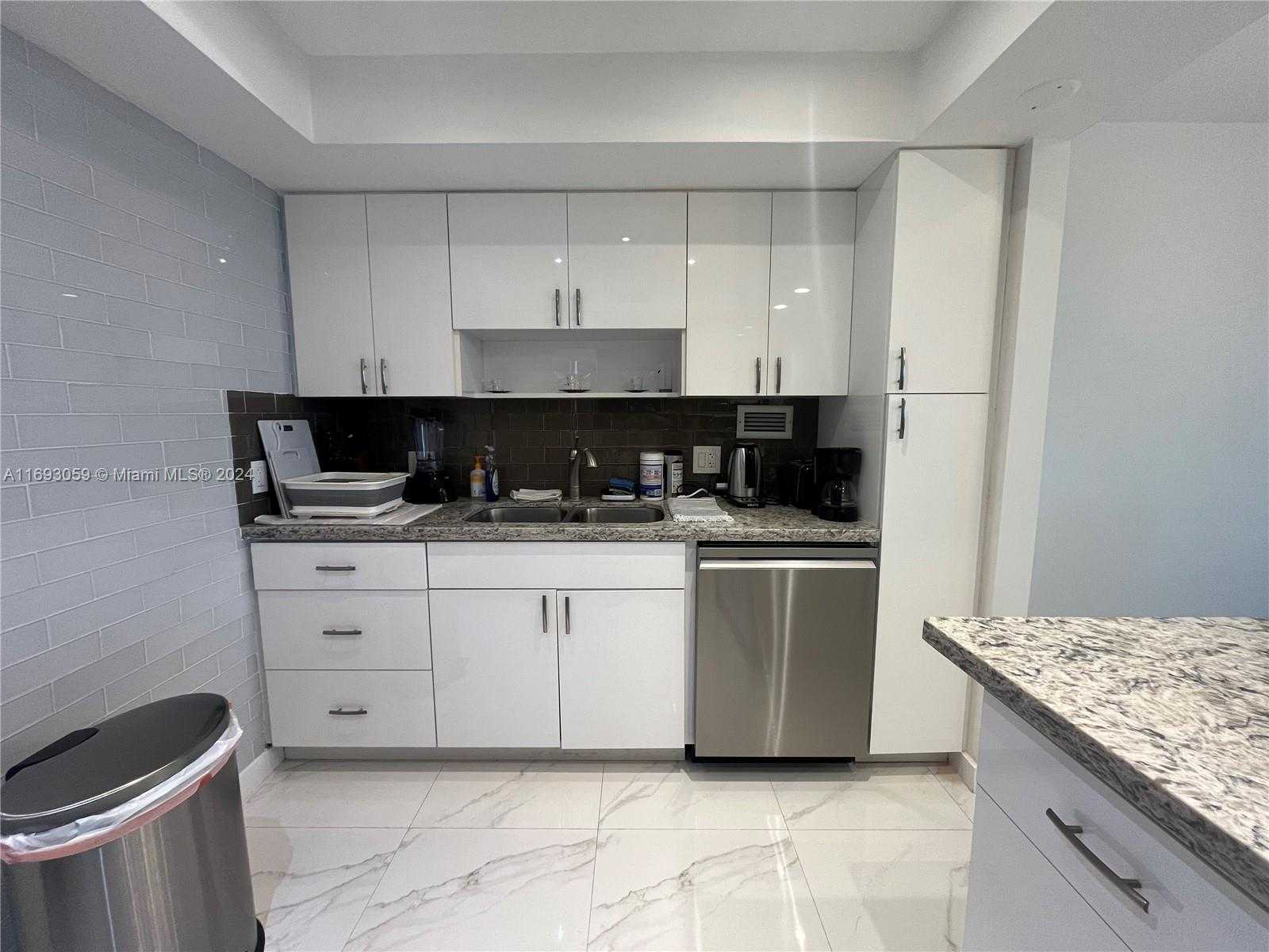 Small Image of 3505 SOUTH OCEAN DR #1510, Hollywood Number 3