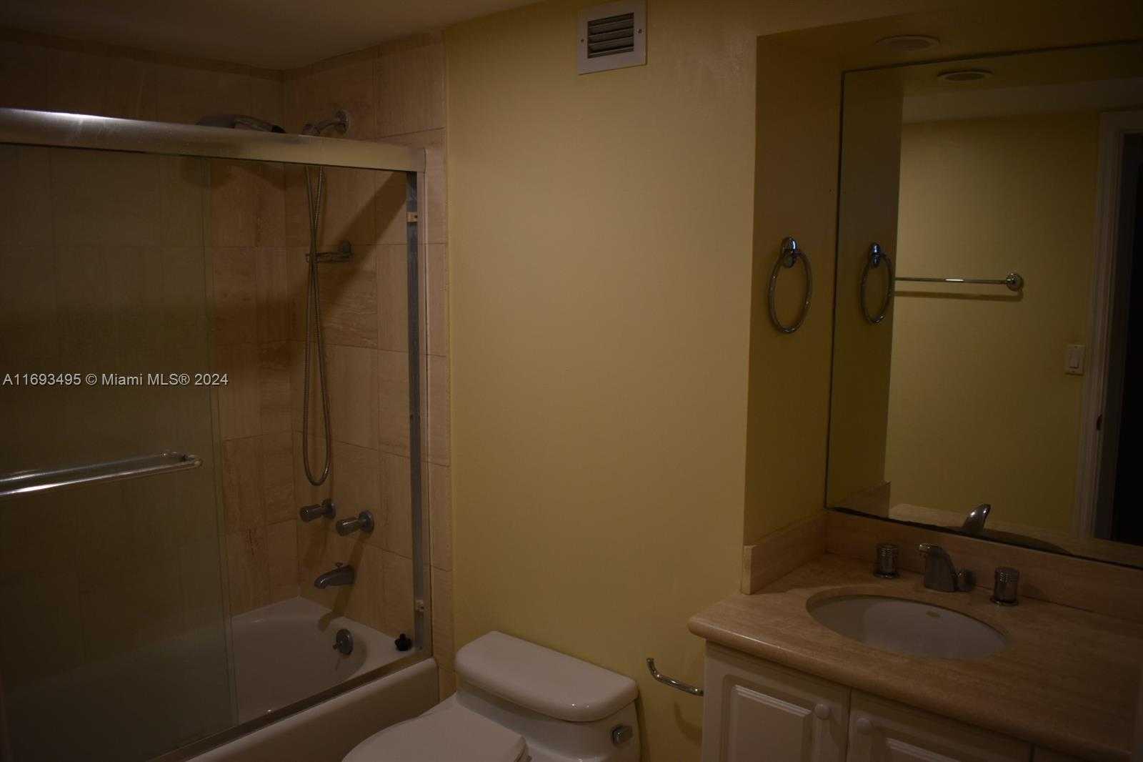 Small Image of 6039 COLLINS AVE #914, Miami Beach Number 25
