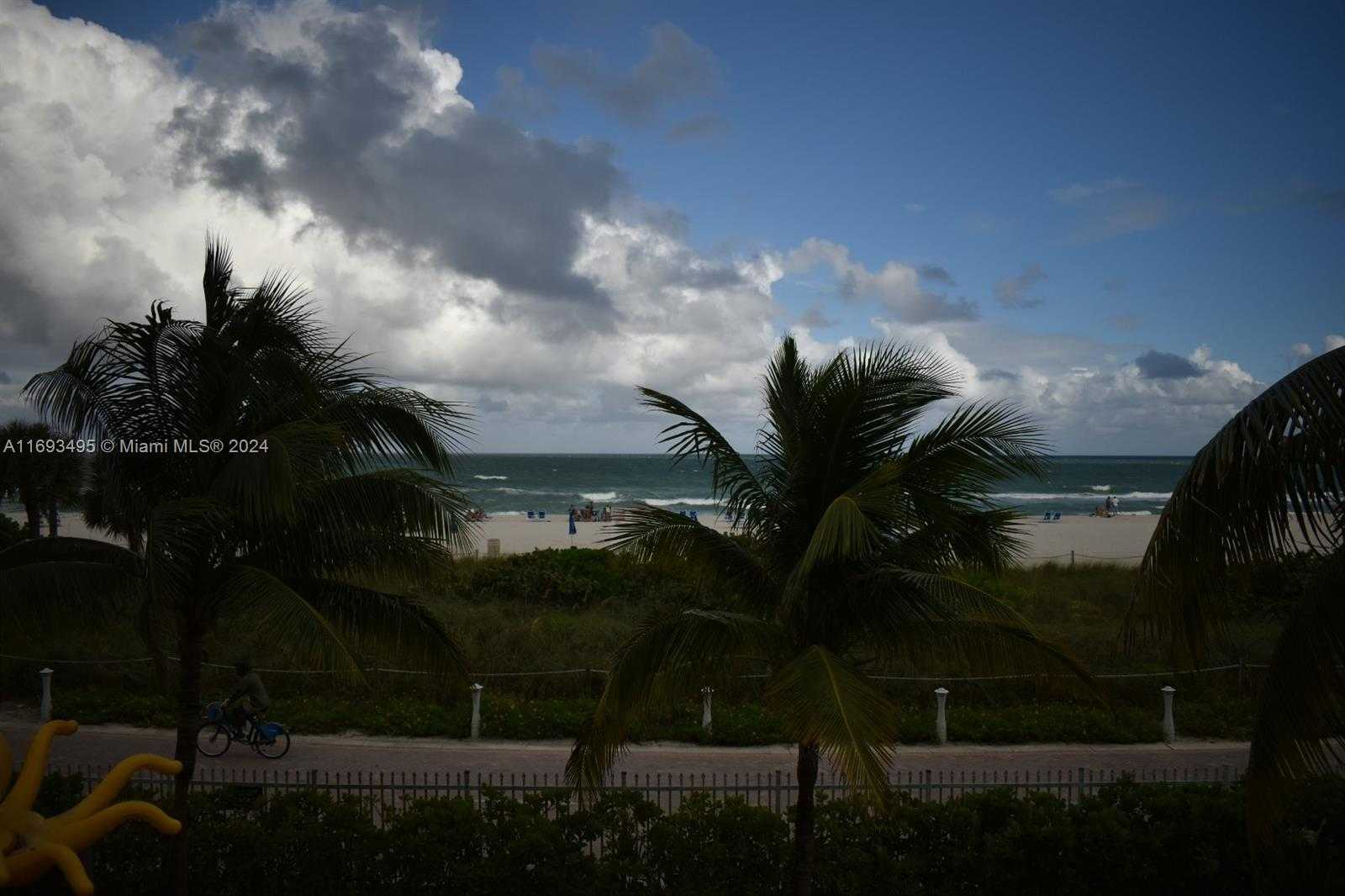 Small Image of 6039 COLLINS AVE #914, Miami Beach Number 50