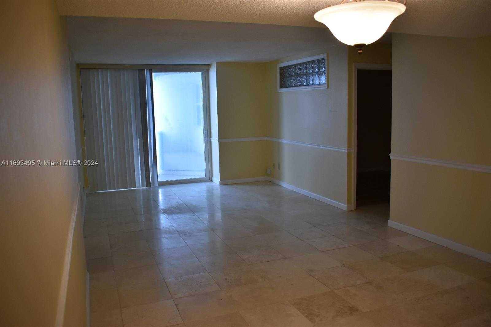 Small Image of 6039 COLLINS AVE #914, Miami Beach Number 78