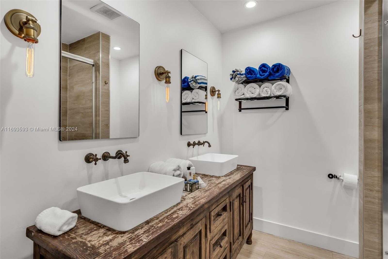 Small Image of 821 HARRISON ST #821, Hollywood Number 22