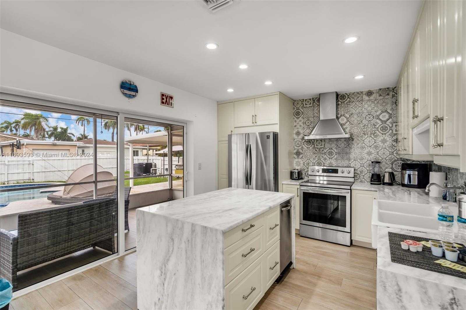 Small Image of 821 HARRISON ST #821, Hollywood Number 8