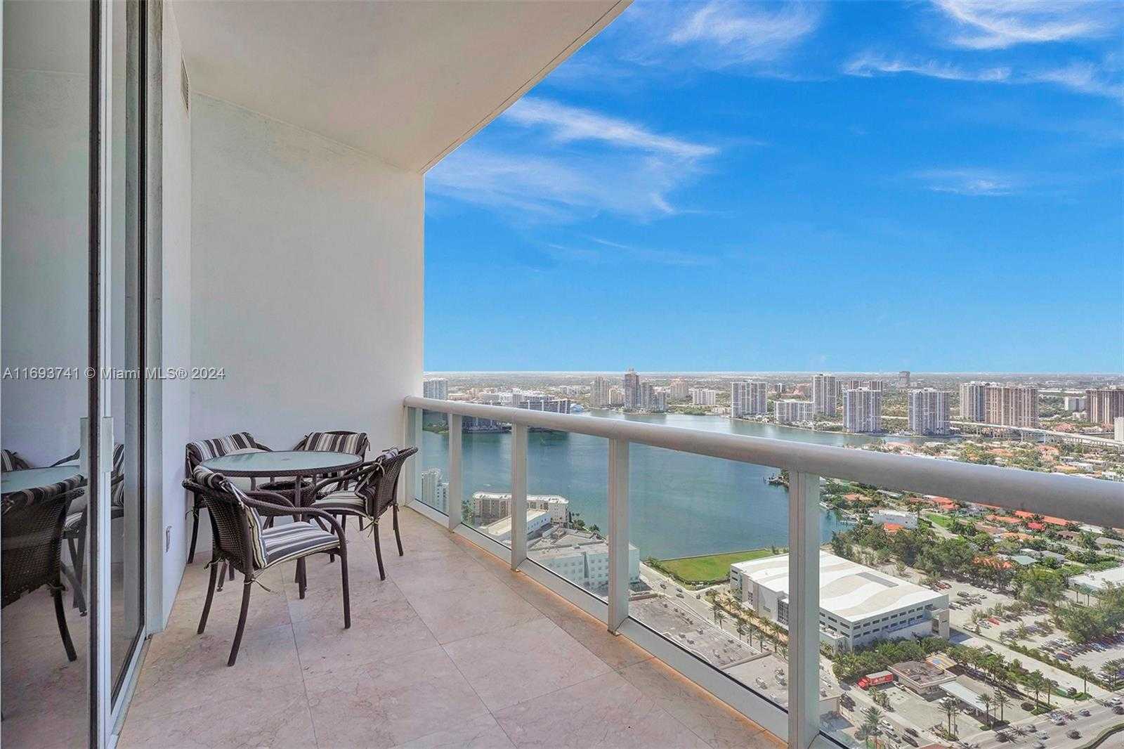 Small Image of 18101 COLLINS AVE #5108, Sunny Isles Beach Number 10