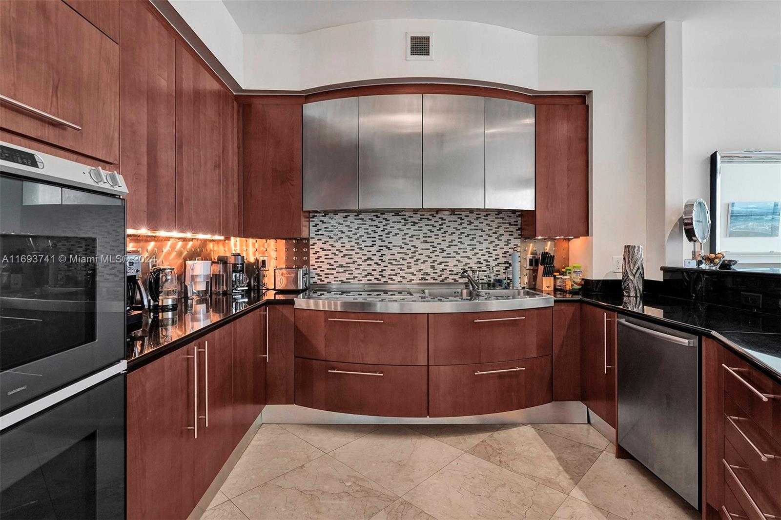 Small Image of 18101 COLLINS AVE #5108, Sunny Isles Beach Number 16