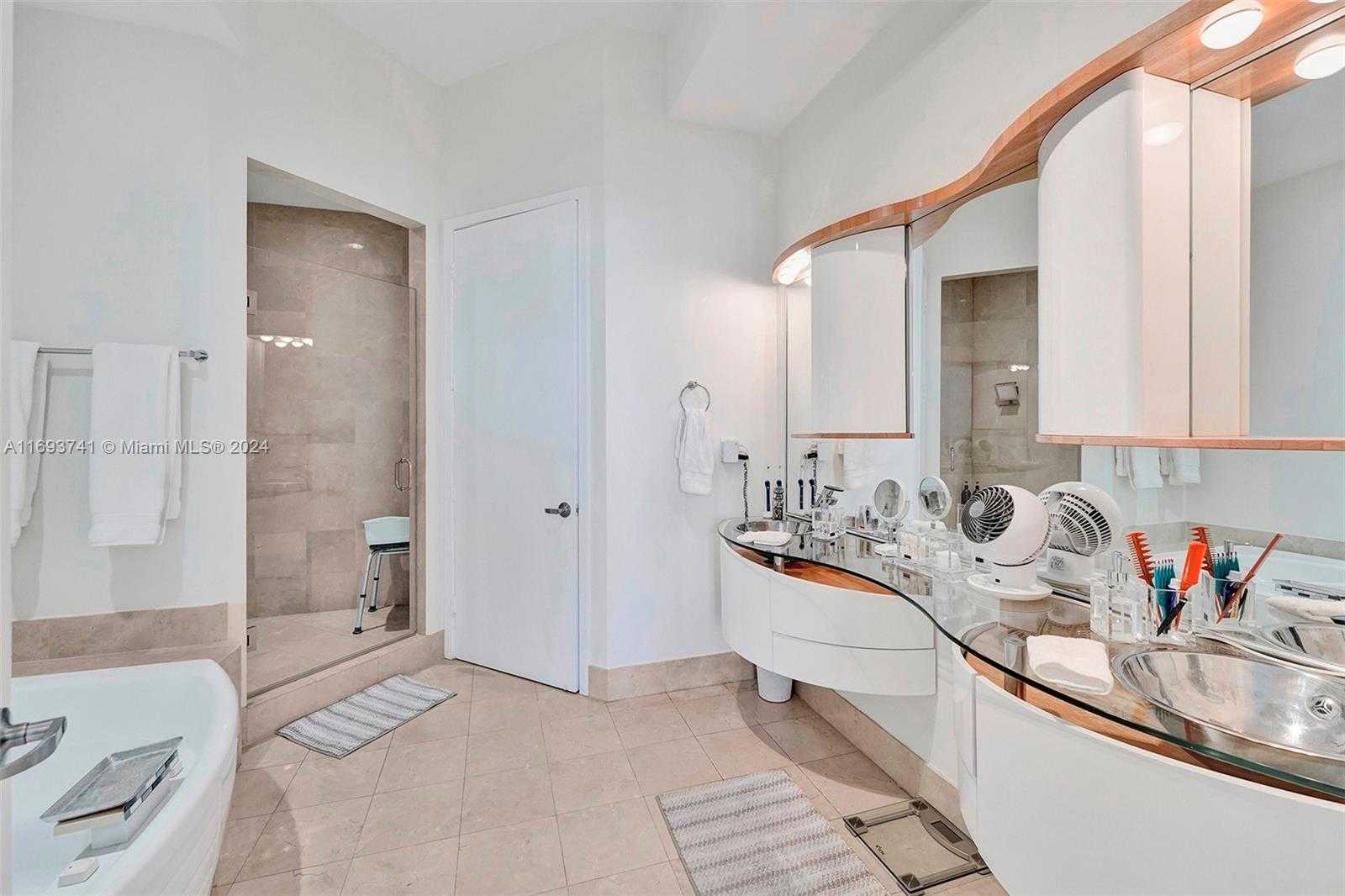 Small Image of 18101 COLLINS AVE #5108, Sunny Isles Beach Number 30