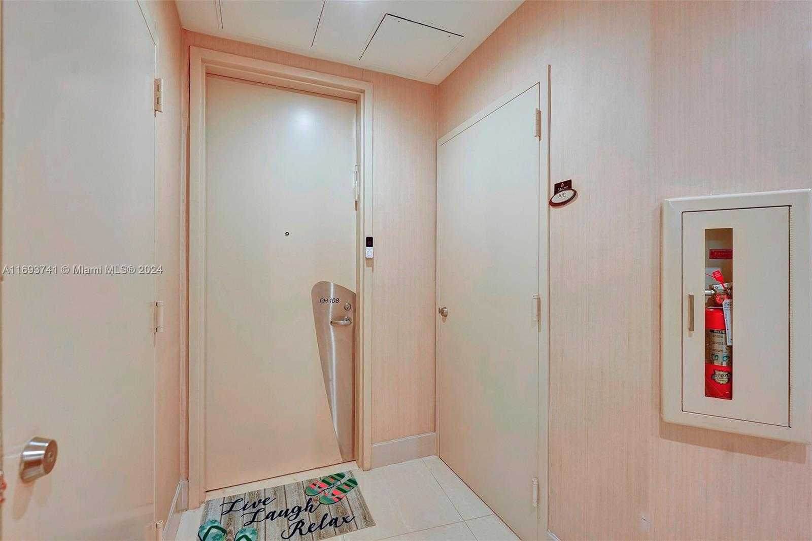 Small Image of 18101 COLLINS AVE #5108, Sunny Isles Beach Number 39