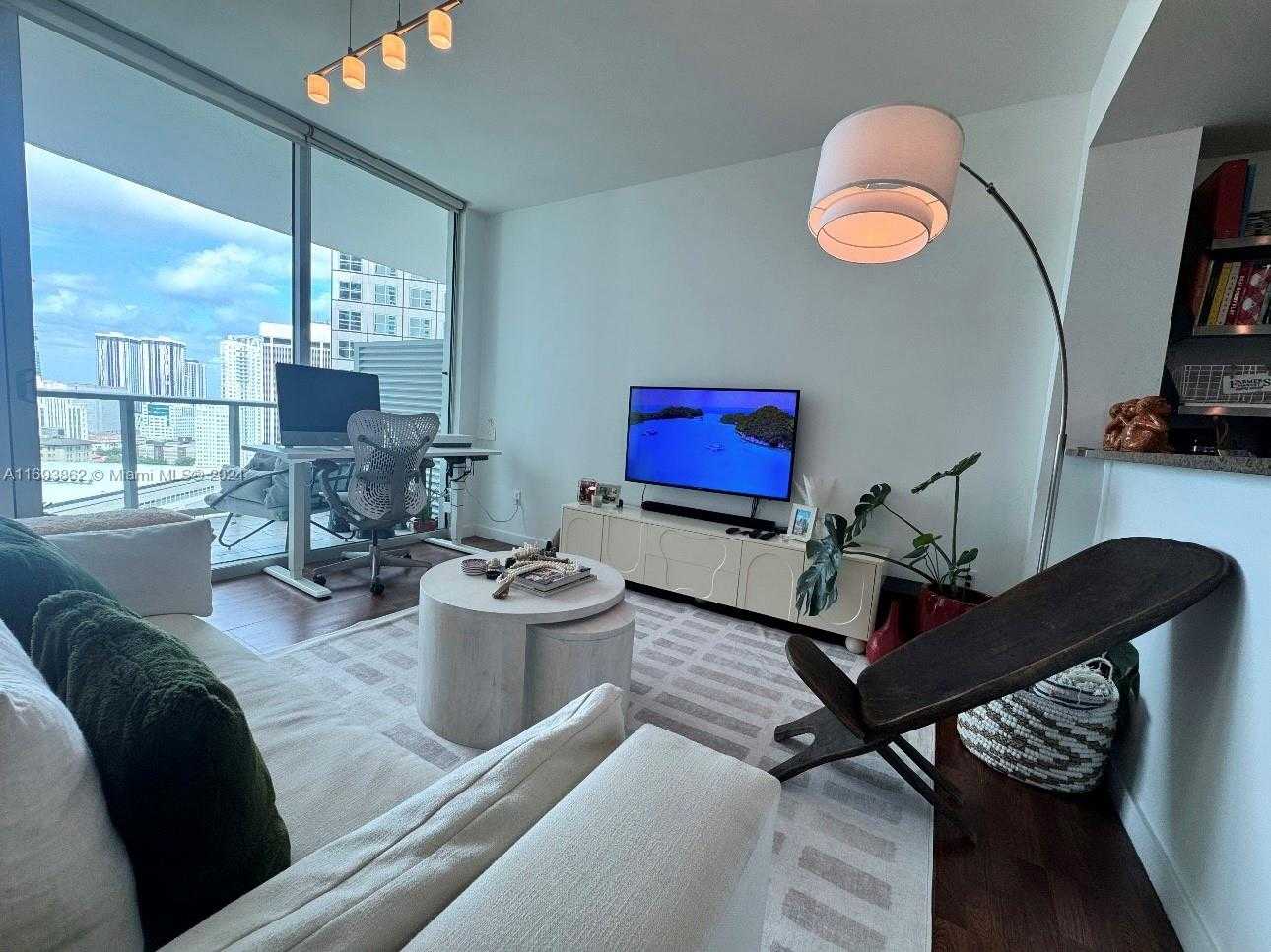 Small Image of 300 SOUTH BISCAYNE BLVD #T-2305, Miami Number 2