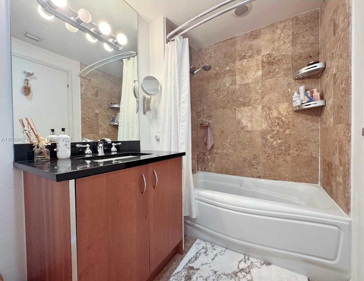 Small Image of 300 SOUTH BISCAYNE BLVD #T-2305, Miami Number 20