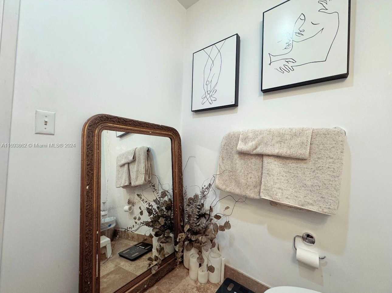 Small Image of 300 SOUTH BISCAYNE BLVD #T-2305, Miami Number 22