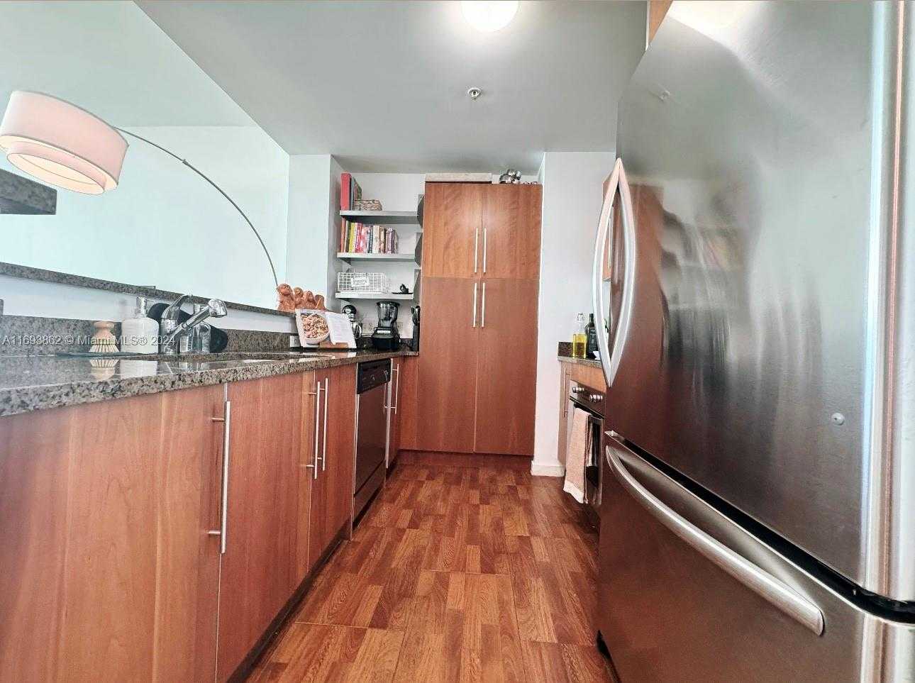 Small Image of 300 SOUTH BISCAYNE BLVD #T-2305, Miami Number 7