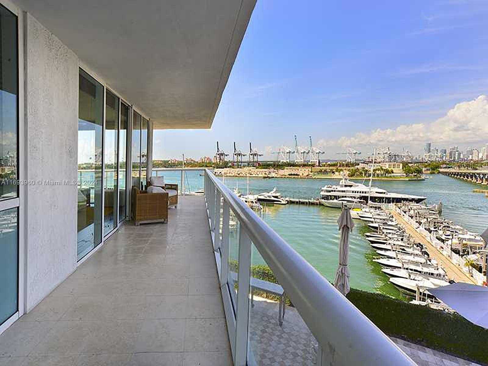 Small Image of 450 ALTON RD #701, Miami Beach Number 3