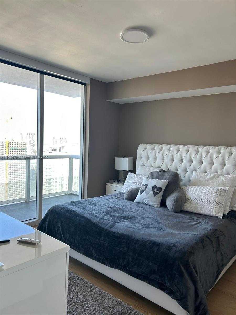 Small Image of 50 BISCAYNE BLVD #4607, Miami Number 4