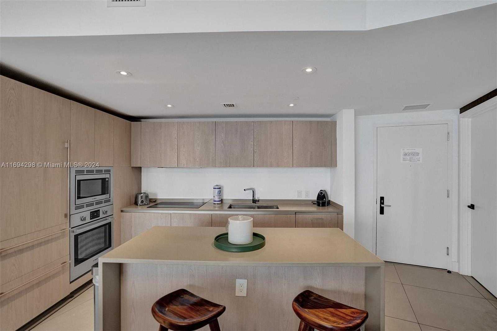 Small Image of 4111 SOUTH OCEAN DR #2706, Hollywood Number 17