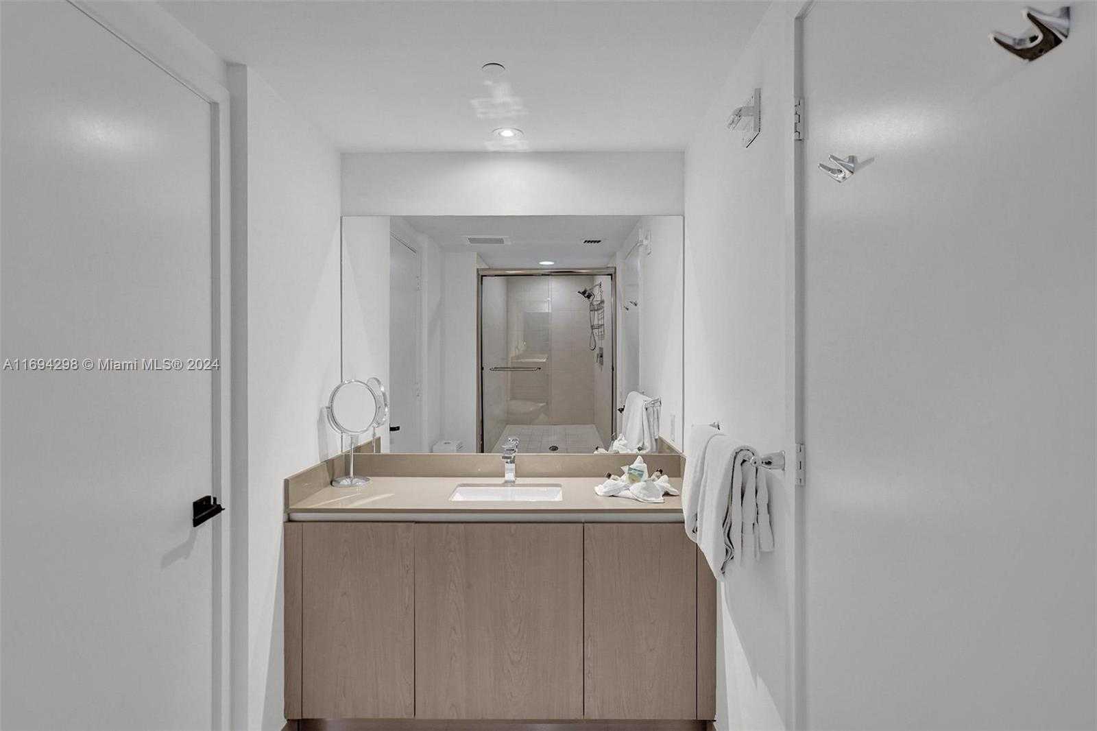 Small Image of 4111 SOUTH OCEAN DR #2706, Hollywood Number 26