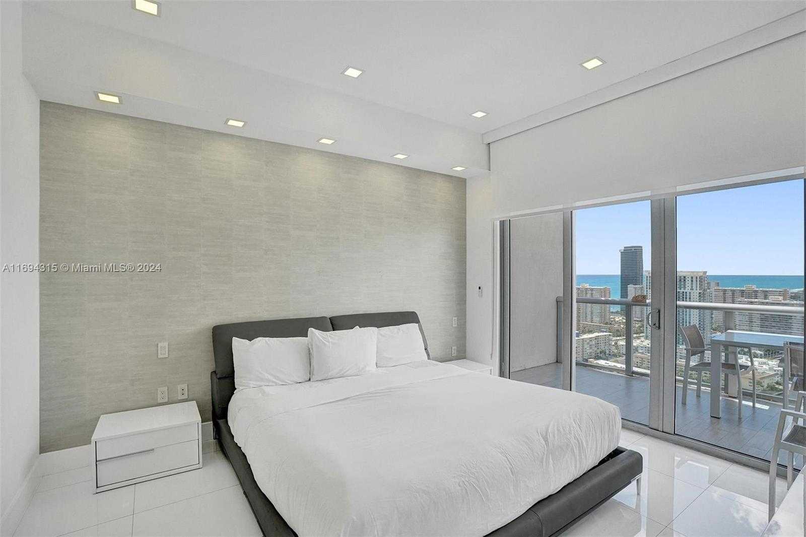 Small Image of 2600 EAST HALLANDALE BEACH BLVD #T3303, Hallandale Beach Number 15