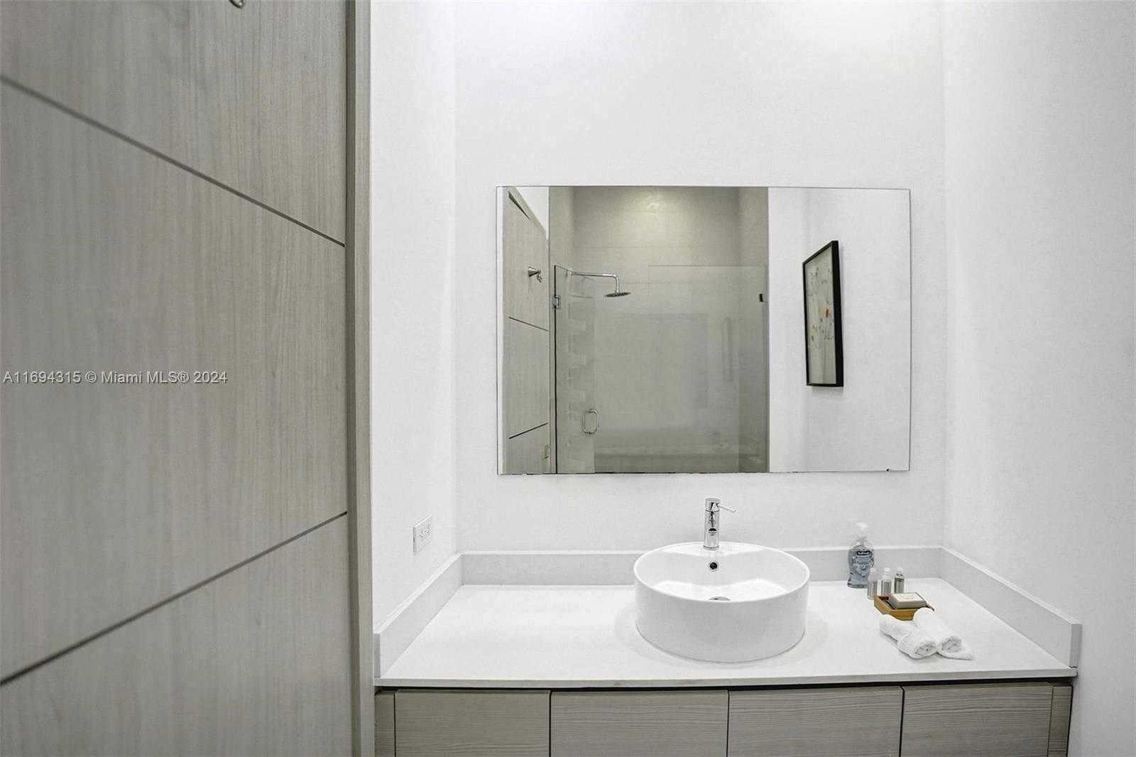 Small Image of 2600 EAST HALLANDALE BEACH BLVD #T3303, Hallandale Beach Number 25
