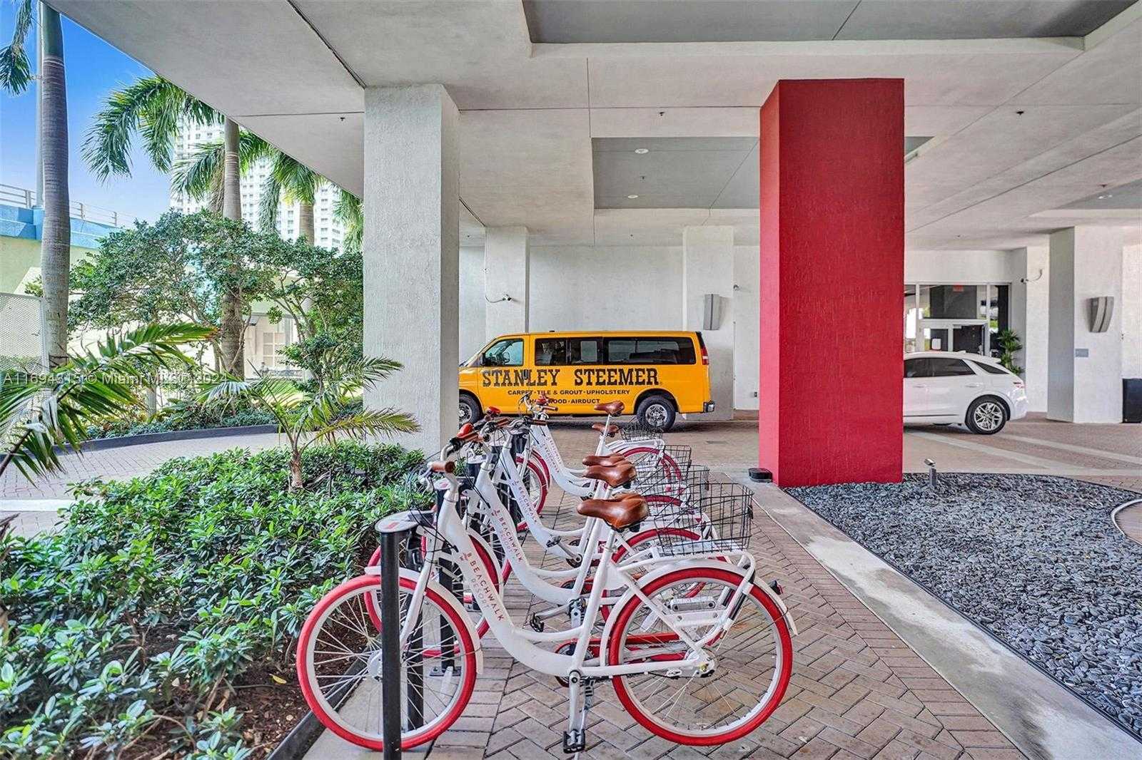 Small Image of 2600 EAST HALLANDALE BEACH BLVD #T3303, Hallandale Beach Number 36