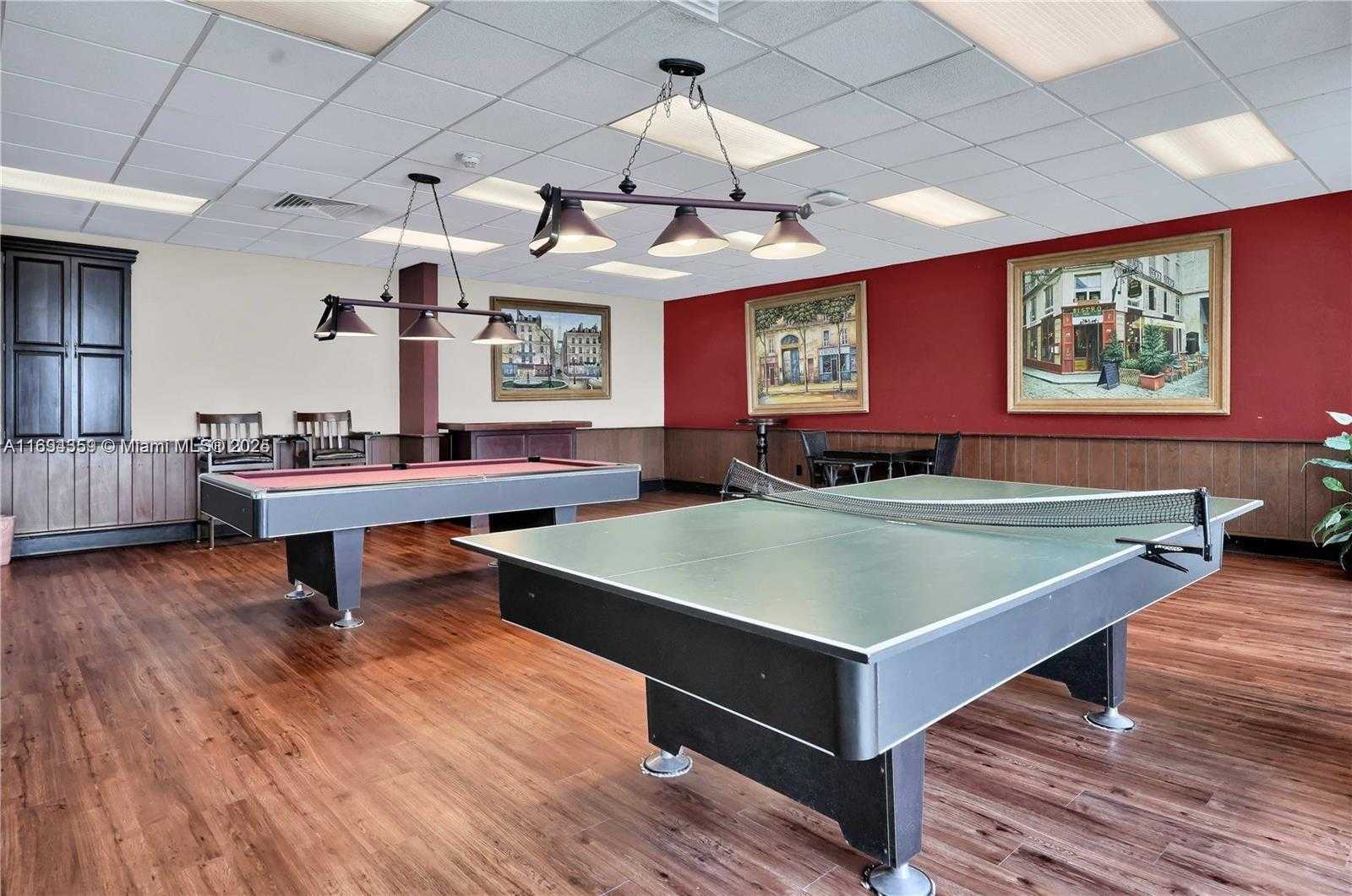 Small Image of 500 BAYVIEW DR #1231, Sunny Isles Beach Number 17