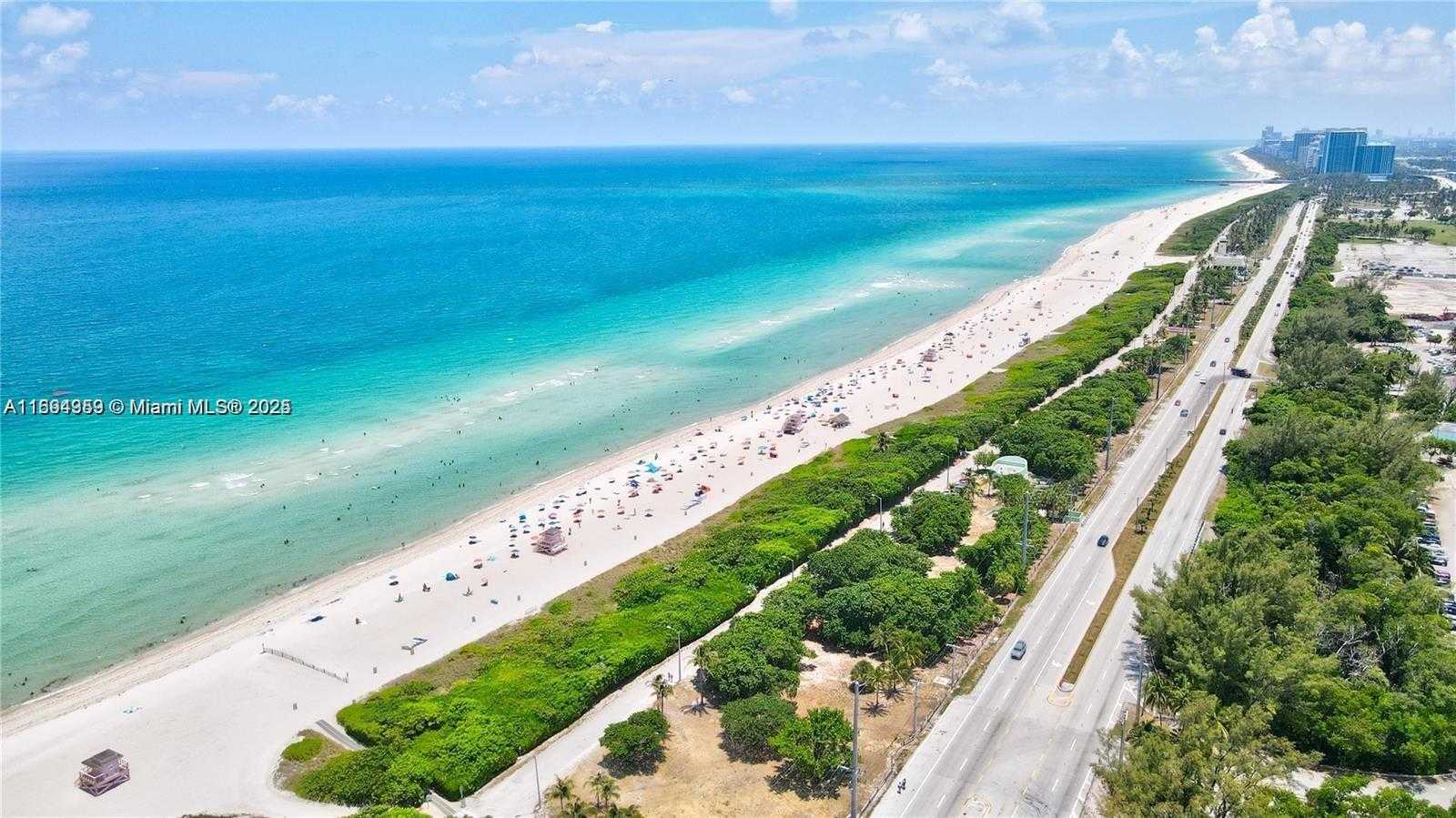 Small Image of 500 BAYVIEW DR #1231, Sunny Isles Beach Number 23