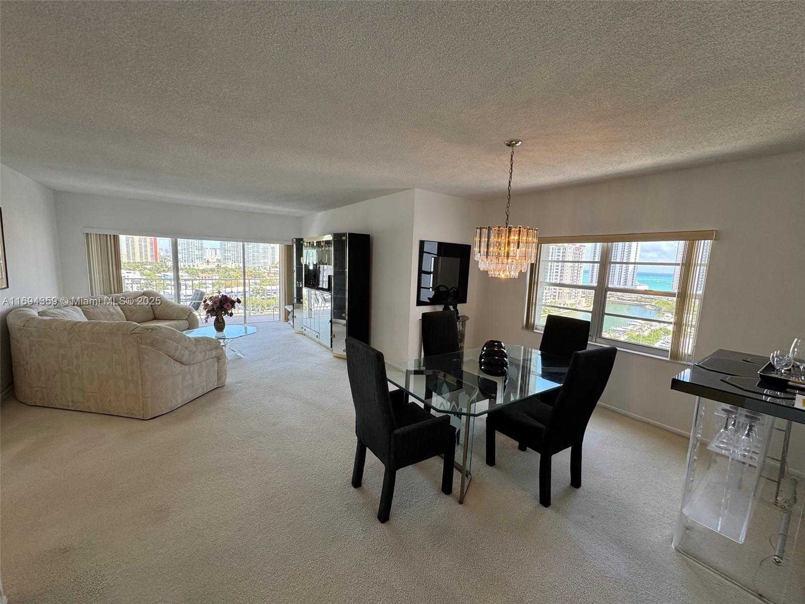 Small Image of 500 BAYVIEW DR #1231, Sunny Isles Beach Number 25