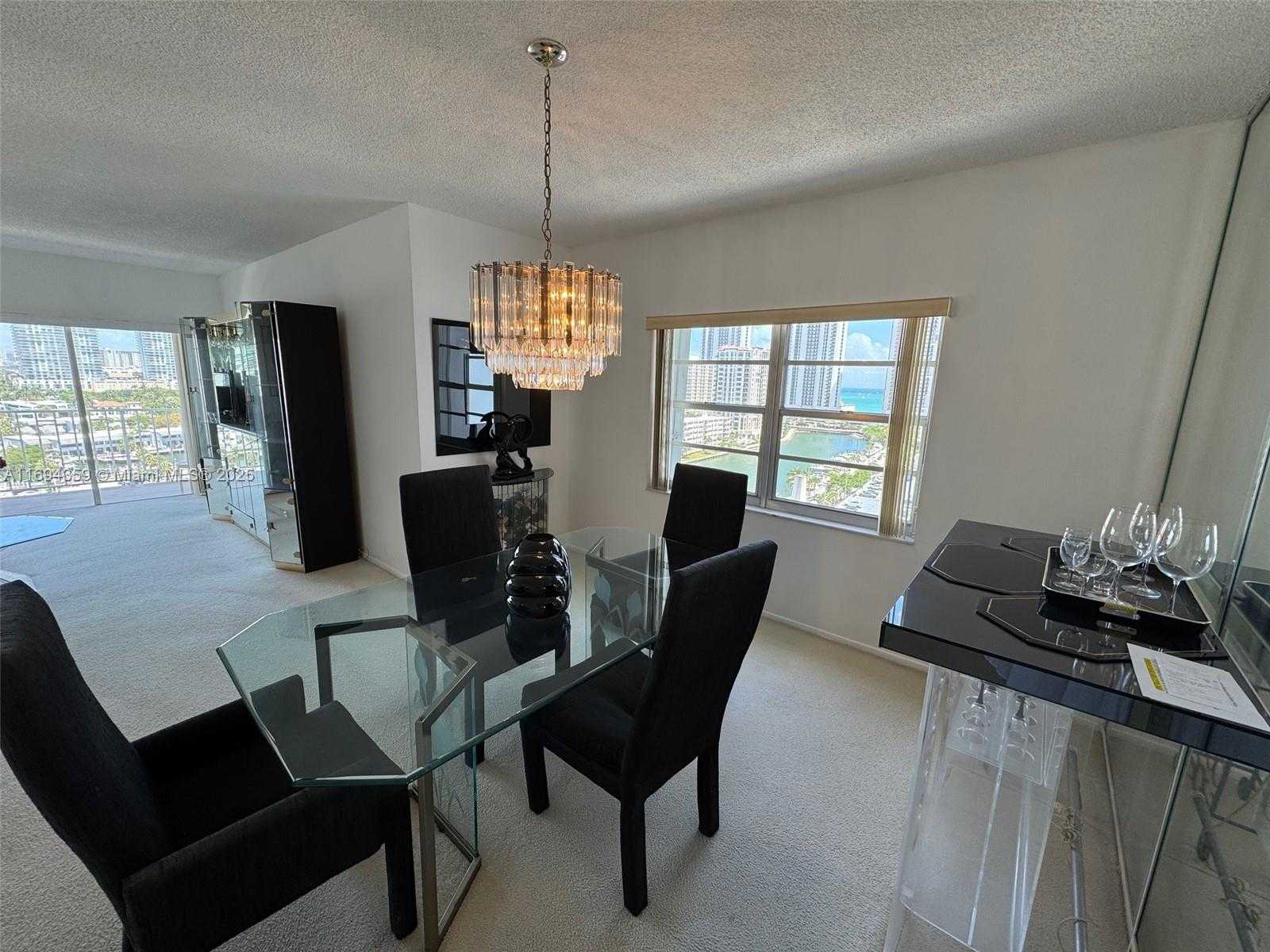 Small Image of 500 BAYVIEW DR #1231, Sunny Isles Beach Number 27