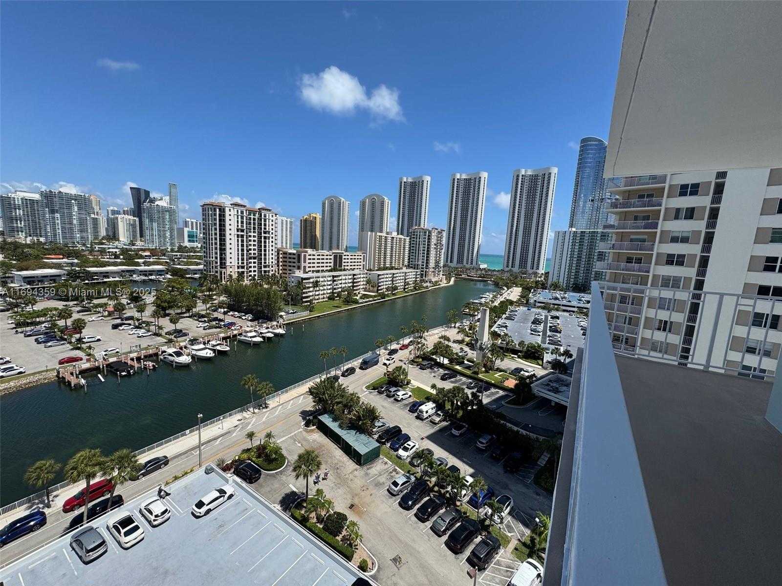 Small Image of 500 BAYVIEW DR #1231, Sunny Isles Beach Number 36