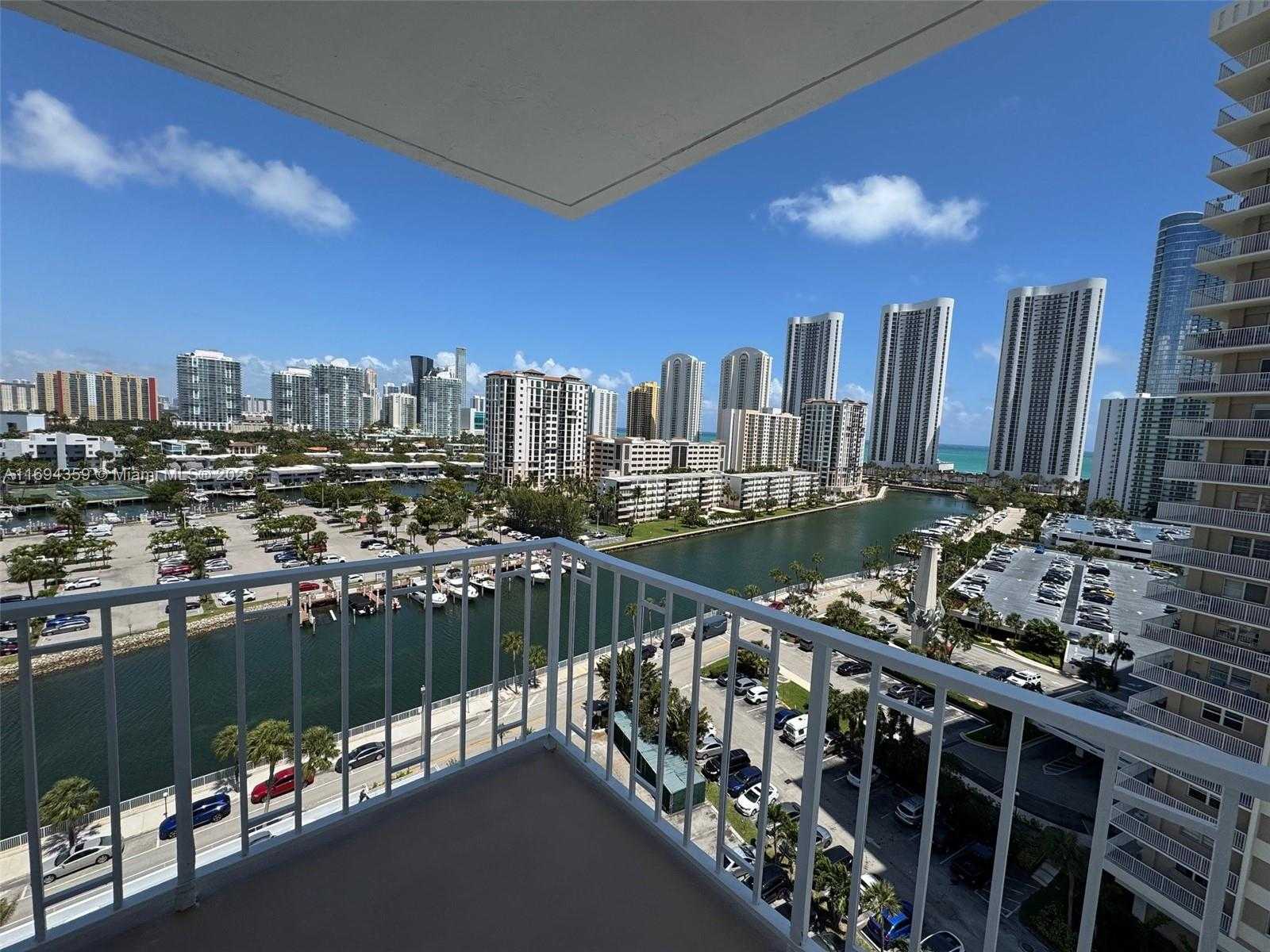 Small Image of 500 BAYVIEW DR #1231, Sunny Isles Beach Number 40