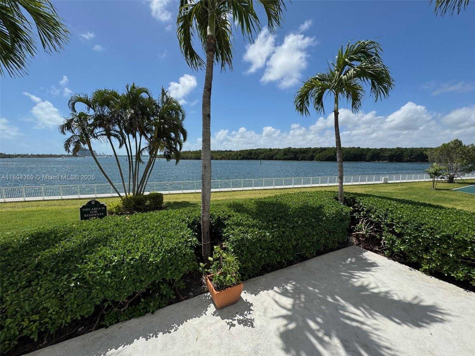 Small Image of 500 BAYVIEW DR #1231, Sunny Isles Beach Number 42
