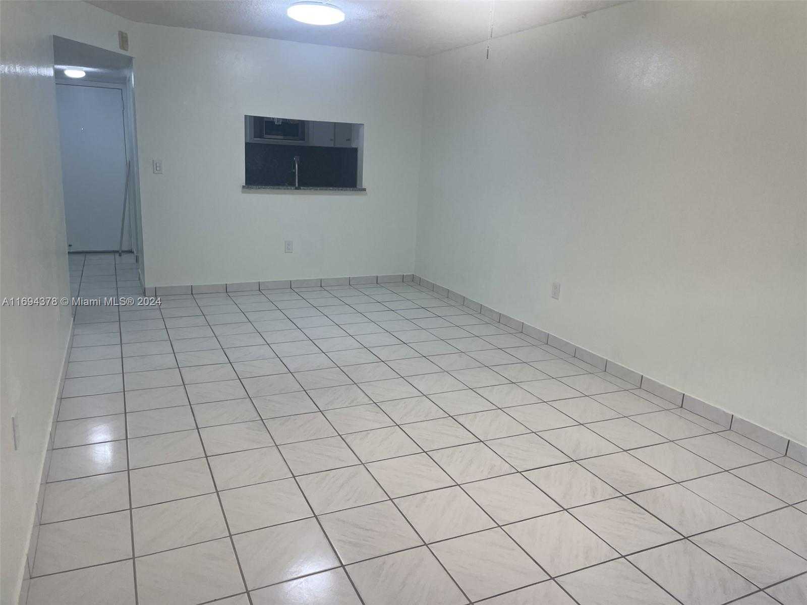 Small Image of 10300 CORAL WAY #D14, Miami Number 3