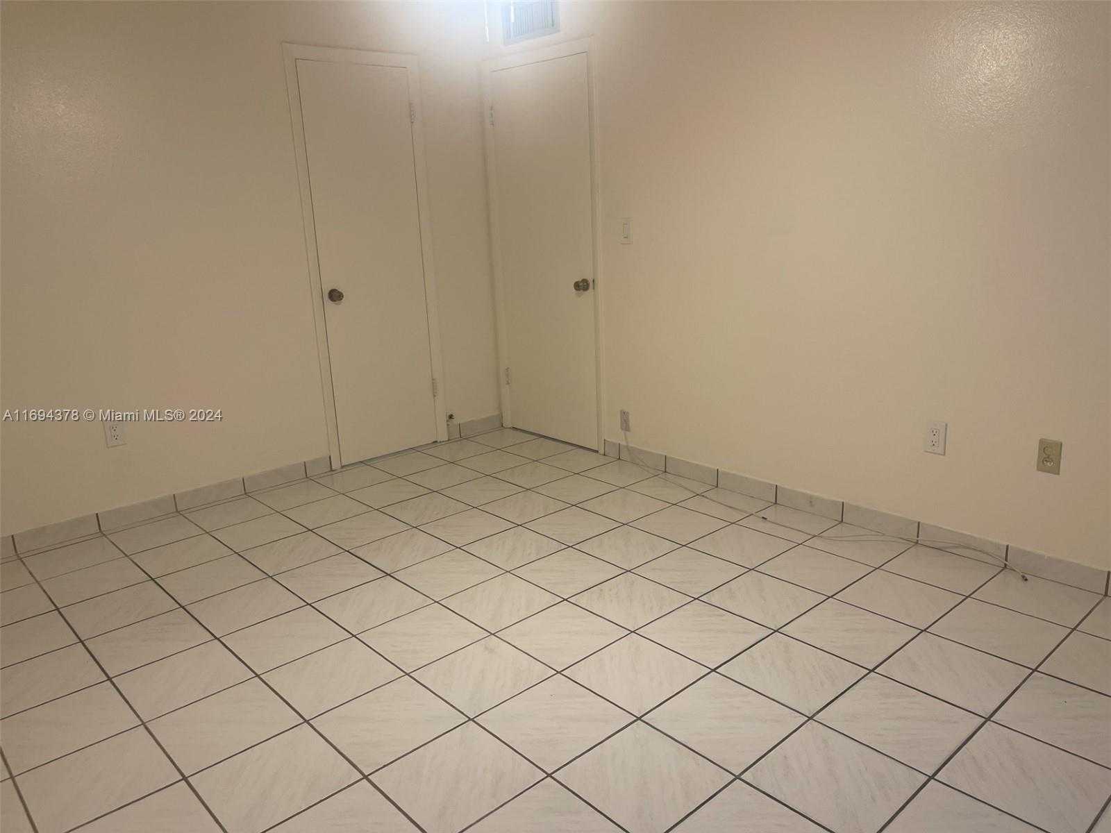 Small Image of 10300 CORAL WAY #D14, Miami Number 8