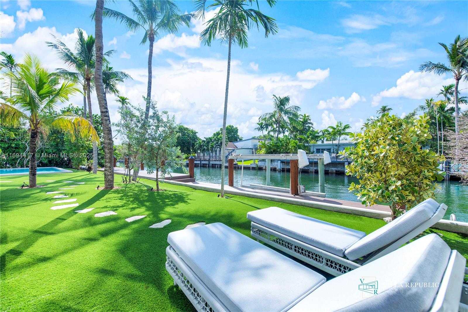 Small Image of 1200 NORTH EAST 87TH ST, Miami Number 24