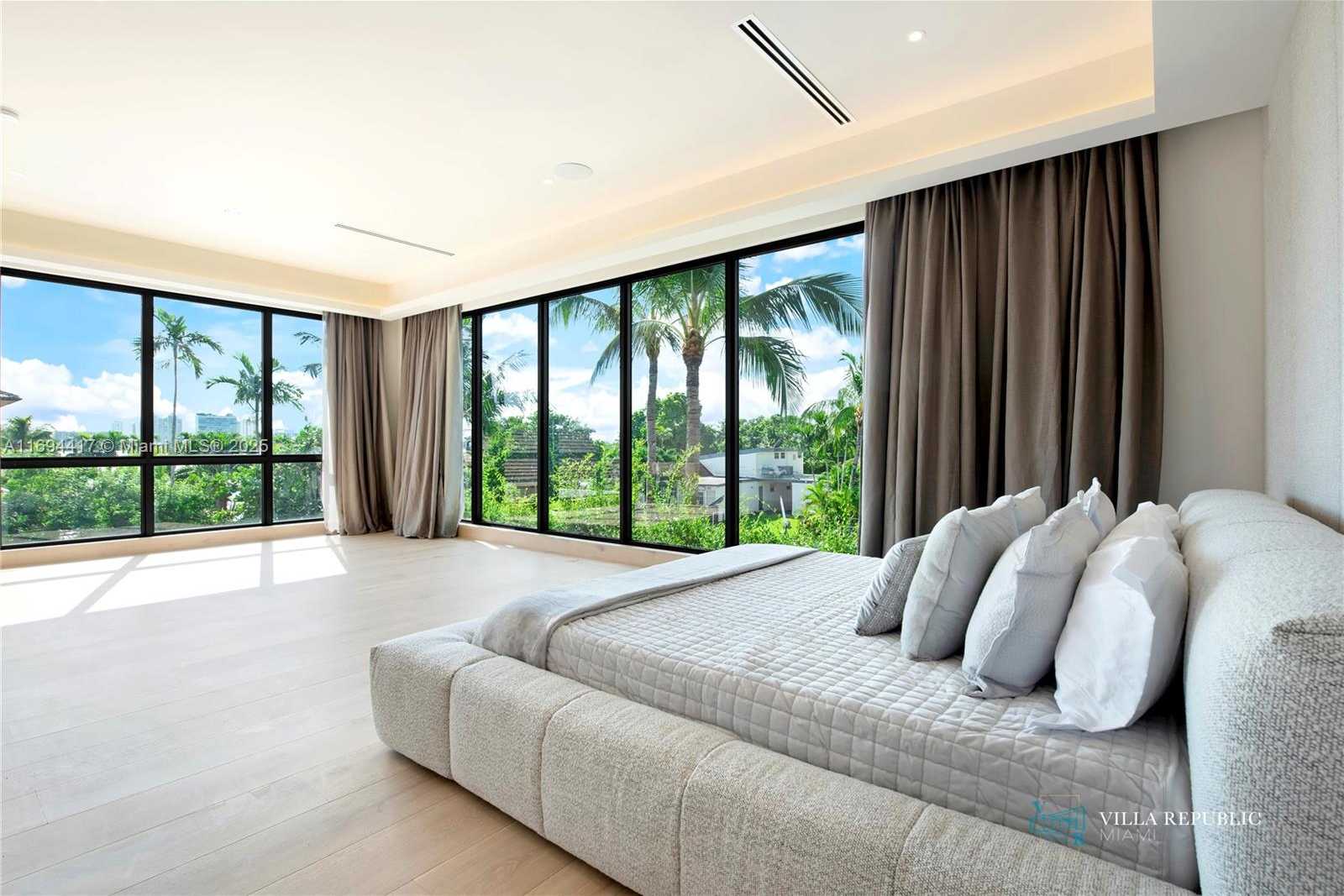 Small Image of 1200 NORTH EAST 87TH ST, Miami Number 28