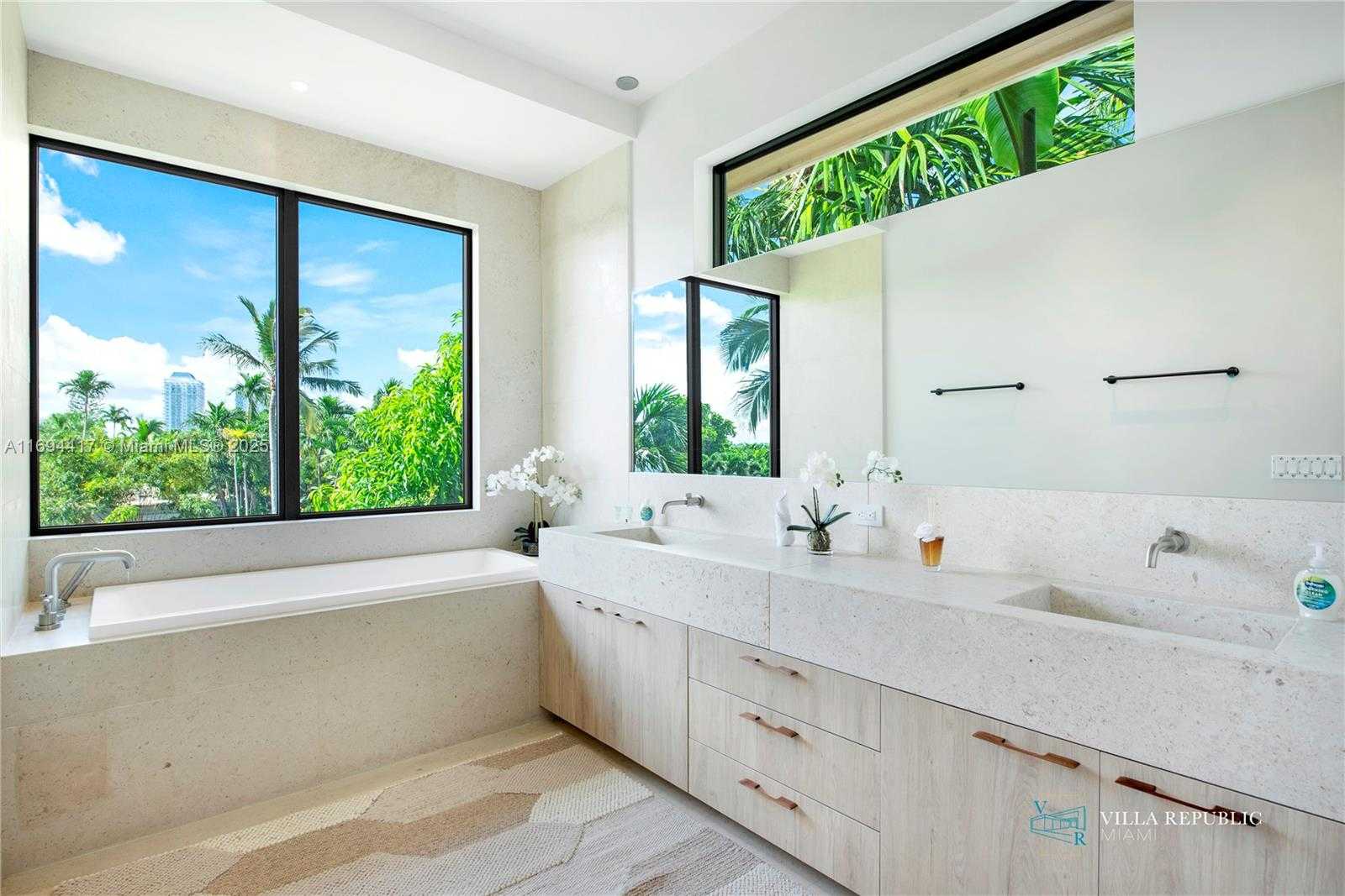 Small Image of 1200 NORTH EAST 87TH ST, Miami Number 29
