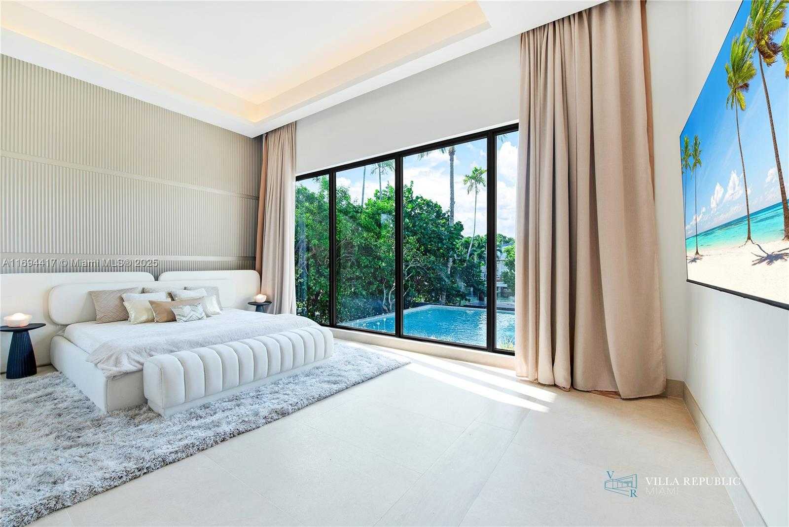 Small Image of 1200 NORTH EAST 87TH ST, Miami Number 31