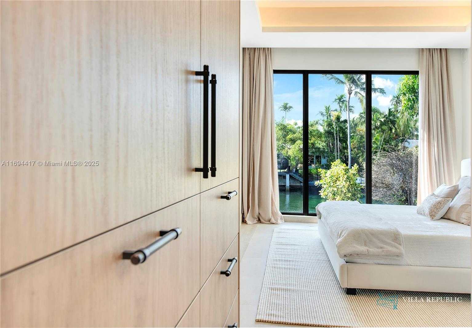 Small Image of 1200 NORTH EAST 87TH ST, Miami Number 38