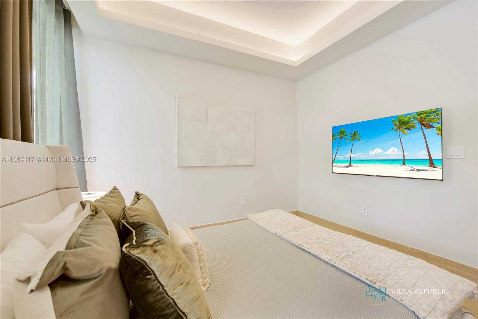 Small Image of 1200 NORTH EAST 87TH ST, Miami Number 46