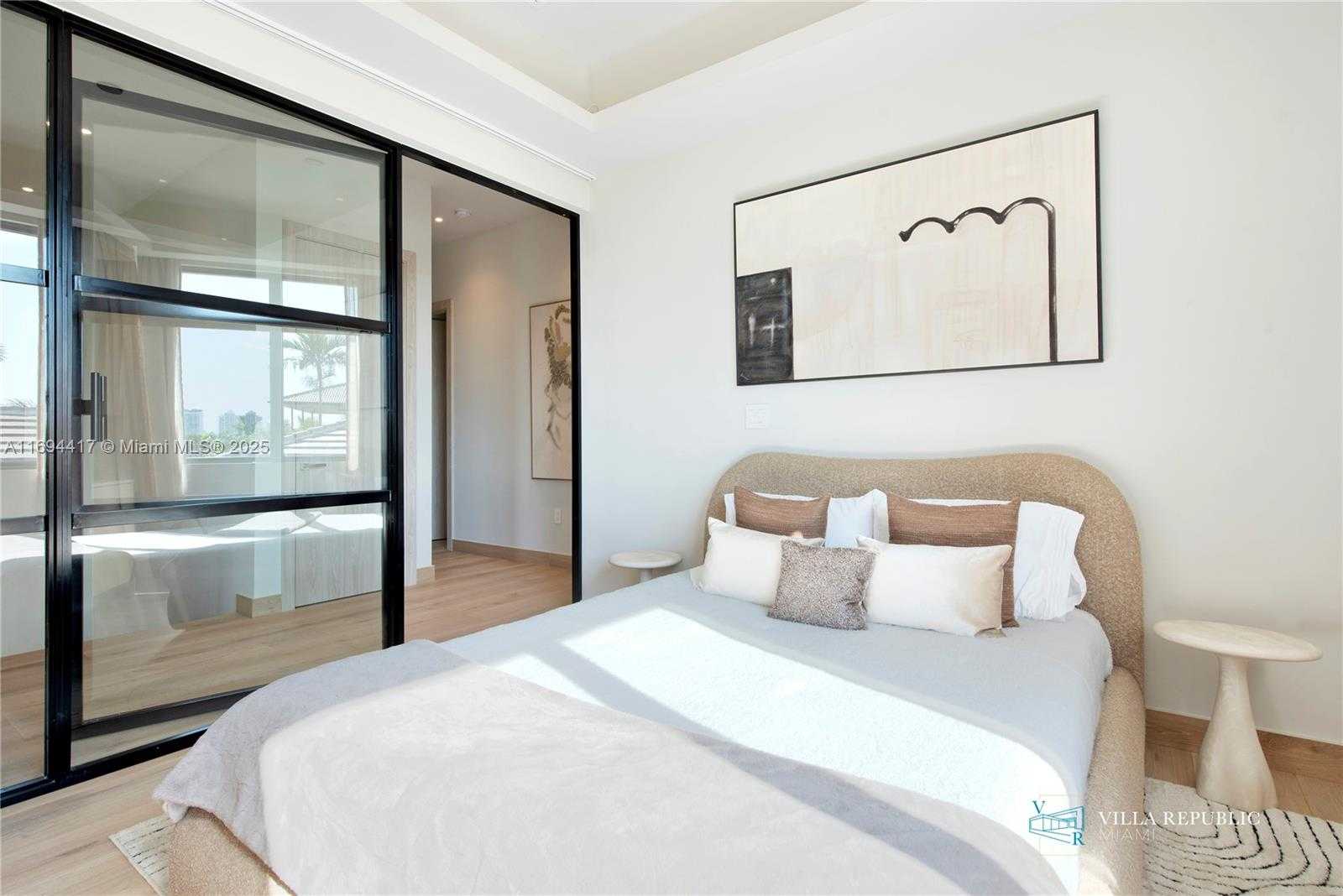 Small Image of 1200 NORTH EAST 87TH ST, Miami Number 50