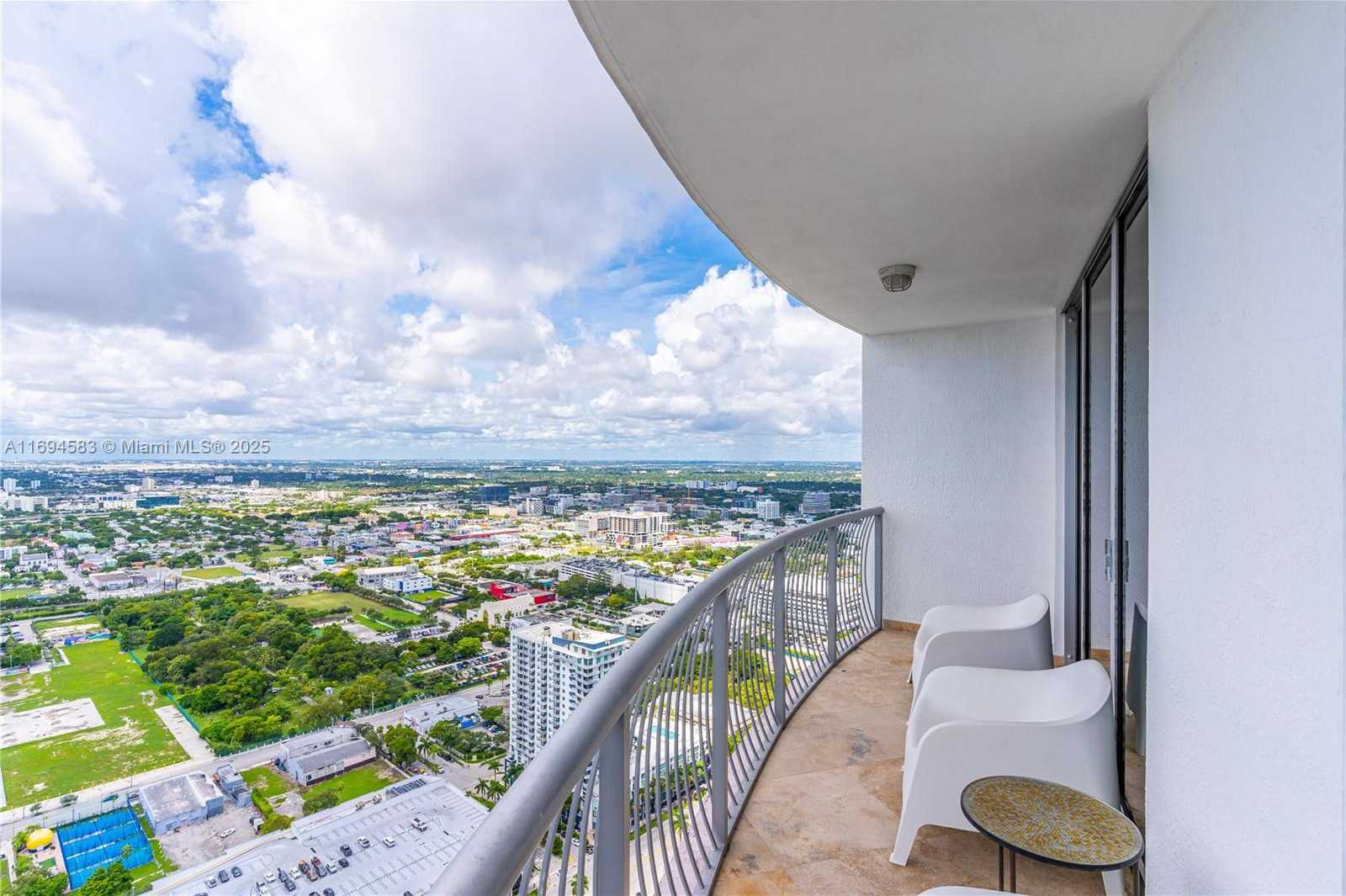 Small Image of 1750 NORTH BAYSHORE DR #5014, Miami Number 11