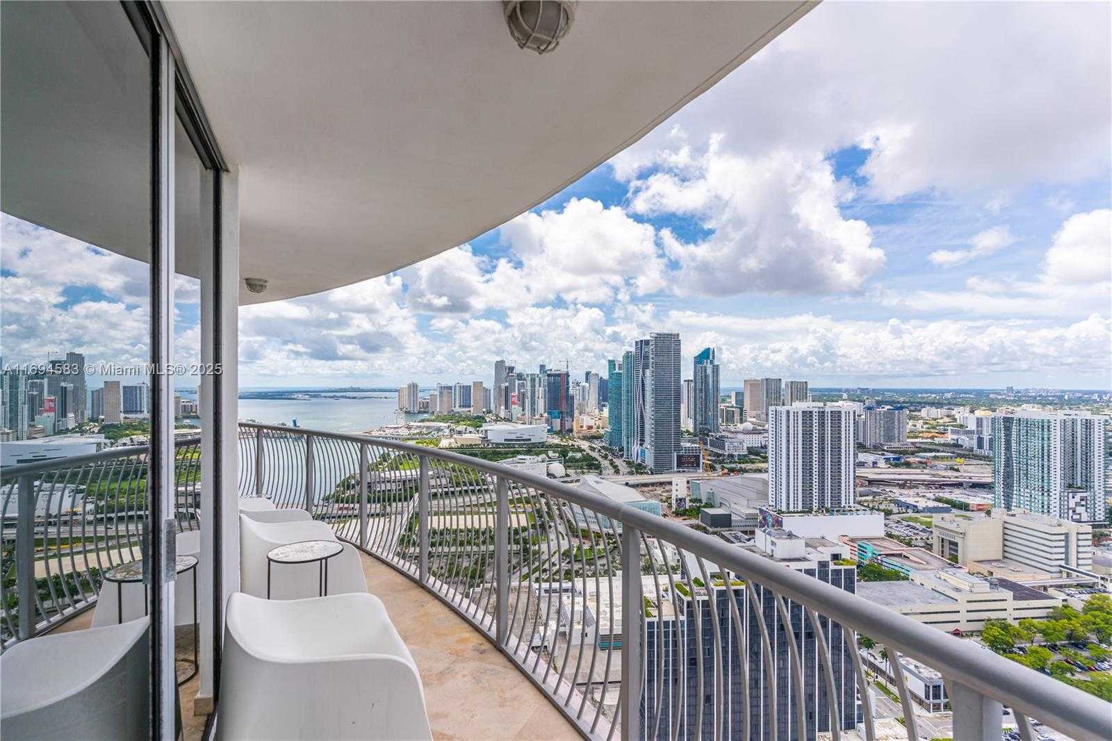 Small Image of 1750 NORTH BAYSHORE DR #5014, Miami Number 13