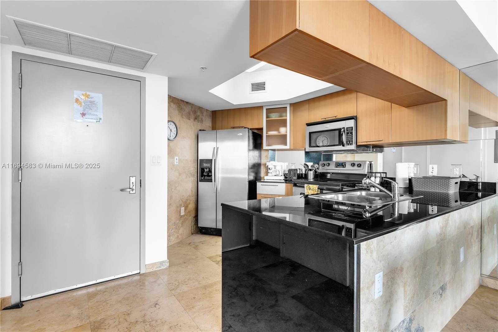 Small Image of 1750 NORTH BAYSHORE DR #5014, Miami Number 20