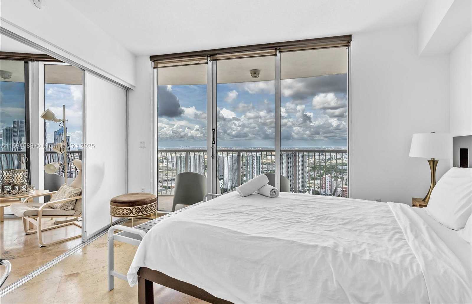 Small Image of 1750 NORTH BAYSHORE DR #5014, Miami Number 27