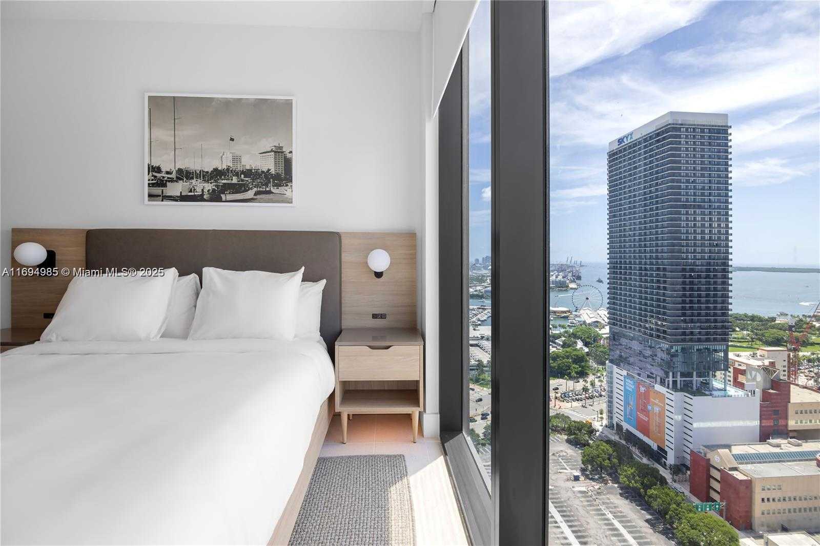 Small Image of 159 NORTH EAST 6TH ST #2916, Miami Number 21