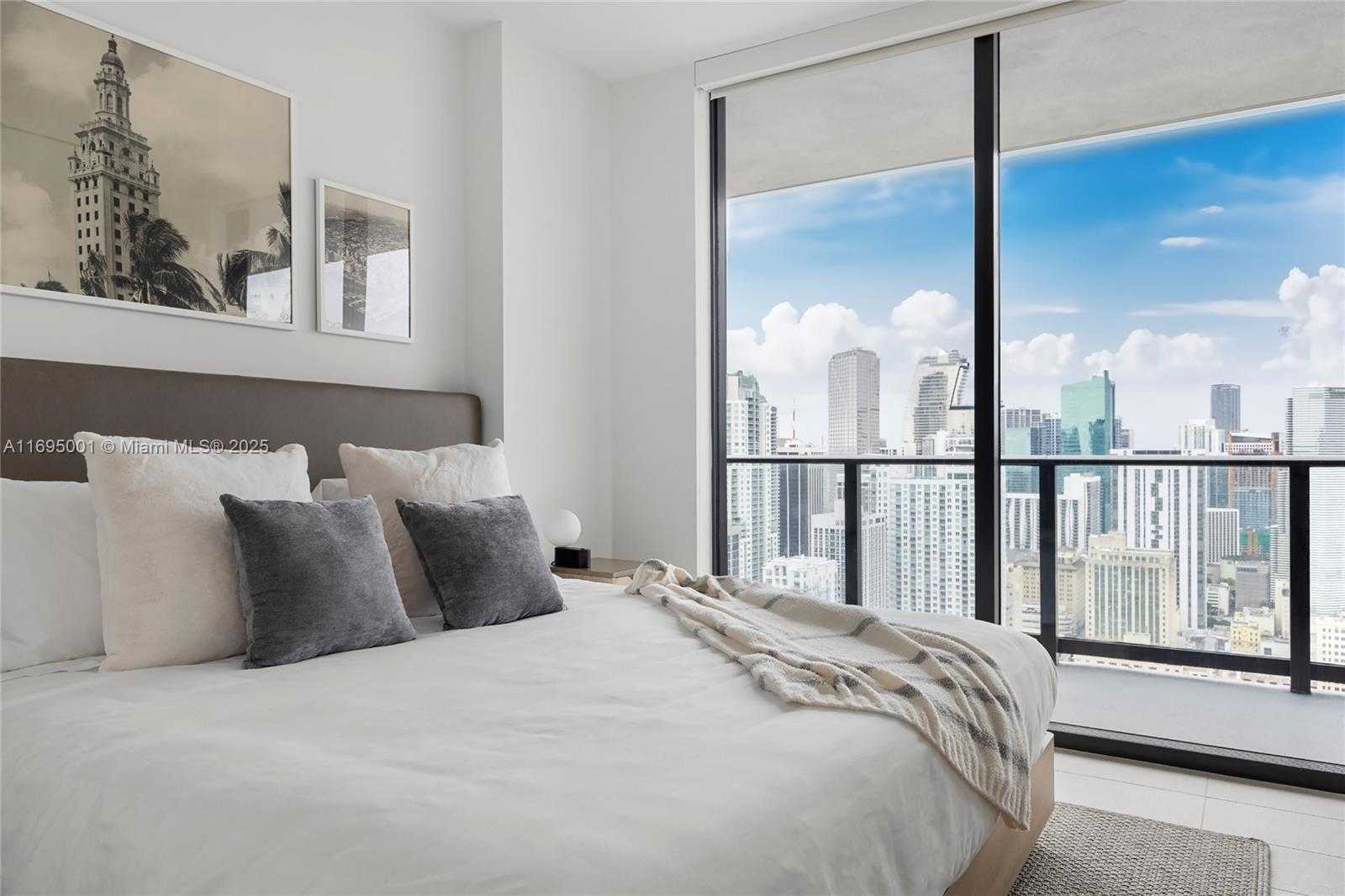 Small Image of 159 NORTH EAST 6TH ST #3808, Miami Number 14