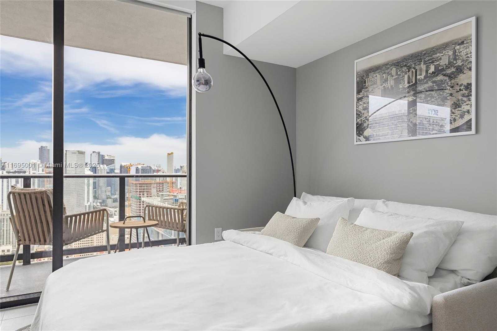 Small Image of 159 NORTH EAST 6TH ST #3808, Miami Number 20